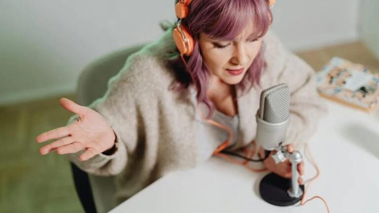 Skuteczne metody na usunięcie wokalu z piosenki – odkryj przydatne narzędzia!