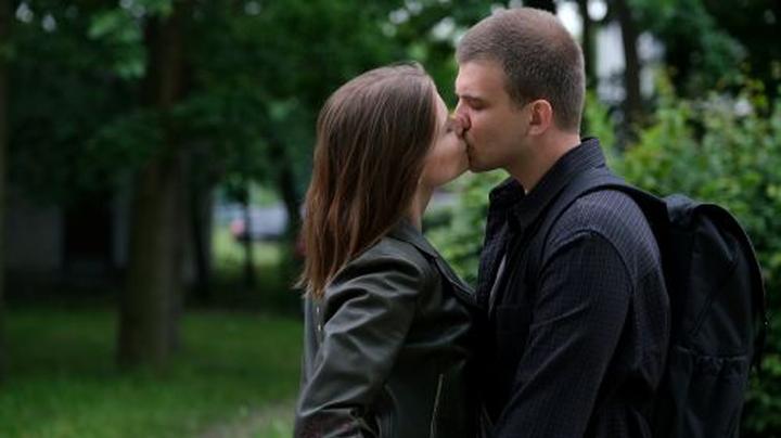 Emocje i uczucia w tekście piosenki