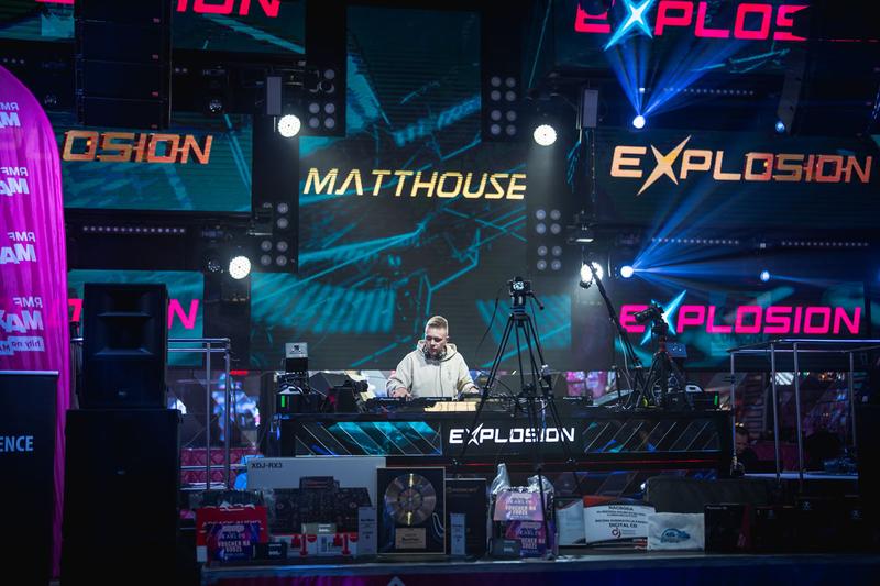 Polska scena klubowa: odkryj najpopularniejszych DJ-ów, którzy rządzili parkietami