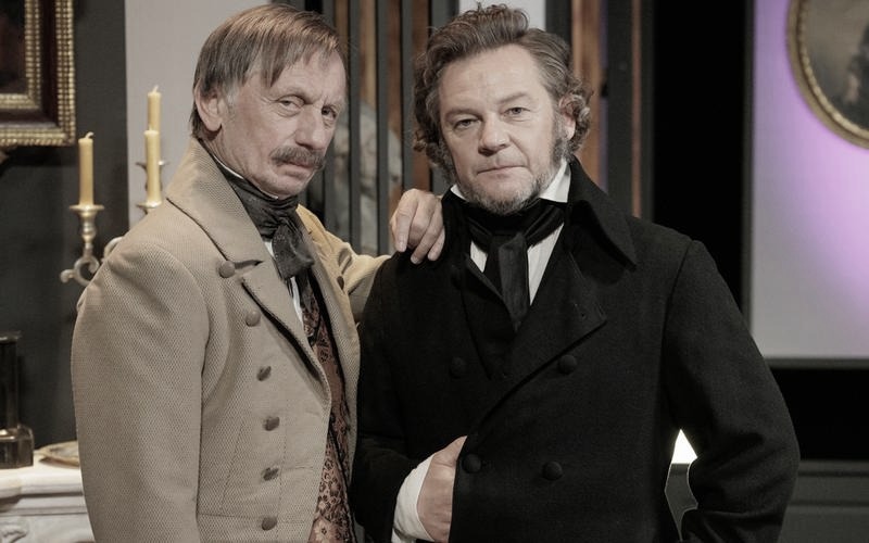 Zimowe premiery, które musisz zobaczyć: najlepsze filmy i seriale na sezon