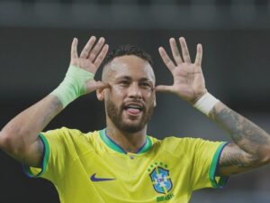 Neymar wiek: odkryj, ile lat ma jeden z najlepszych piłkarzy świata