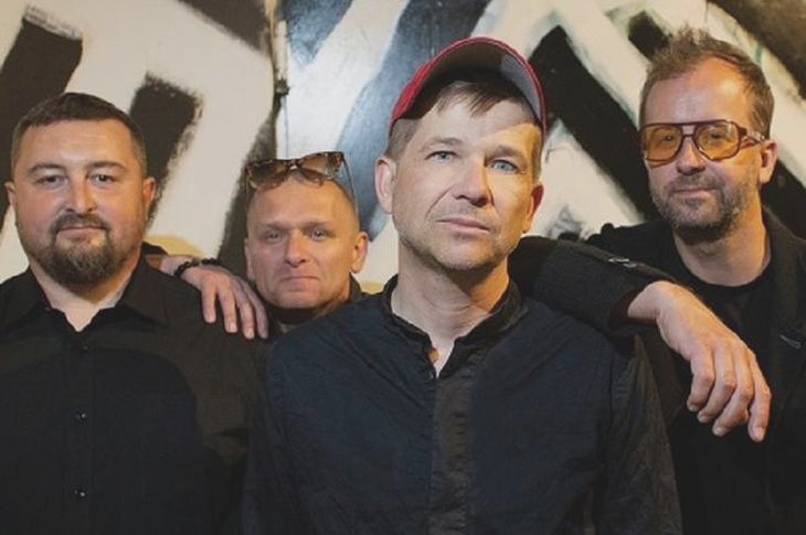 Hurt: jak zespół ukształtował polską scenę rockową — analiza twórczości