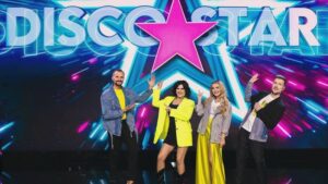 Najpopularniejsze teksty disco polo: kultowe hity, które znasz i kochasz