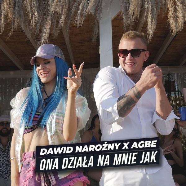 Tekst piosenki „Ona działa na mnie jak” – analiza słów i znaczenie utworu