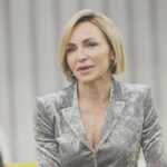 Anna Wyszkoni: „Wiem, że jesteś tam” – analiza tekstu i ukryte znaczenie