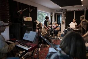 Jak znaleźć muzyka do współpracy? 5 sprawdzonych sposobów na udany projekt